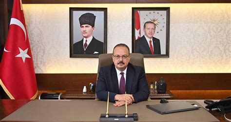 Vali Canbolat: “Atatürk, her dönemde güncelliğini koruyan büyük bir liderdir”